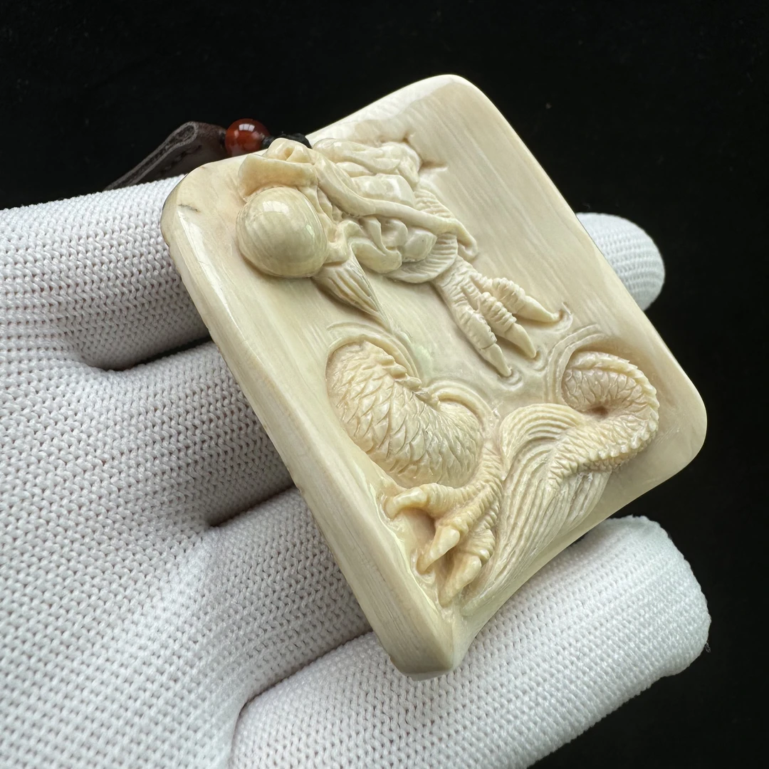 H1967天然猛犸牙 雕刻龙 49*58*11mm支持鉴定 假一罚四