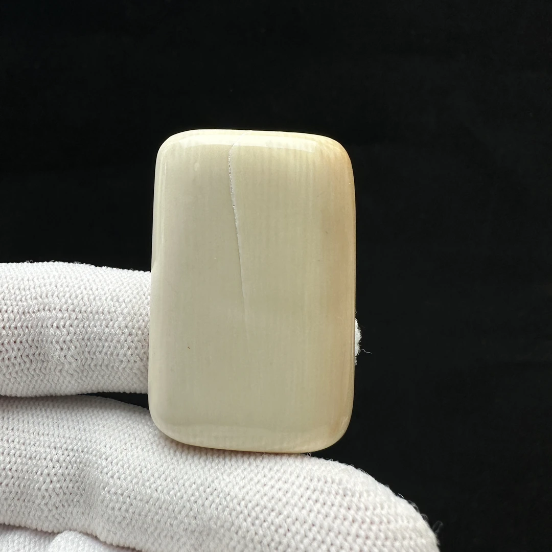 E2458天然猛犸牙 瑕疵特价无事牌 25.5*40*6.5mm支持鉴定