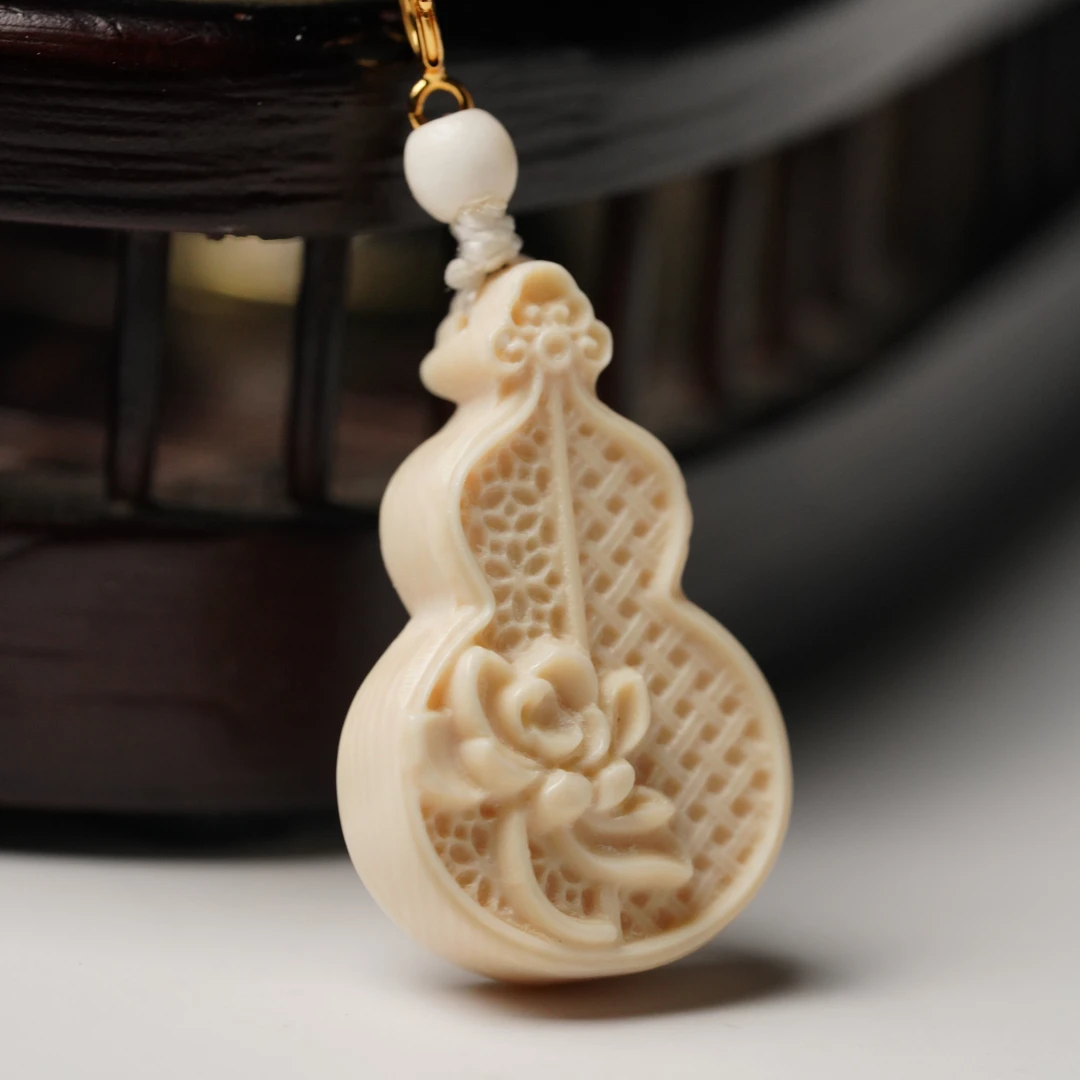 A053天然猛犸牙 雕刻葫芦约18×28×7mm支持鉴定假一罚四