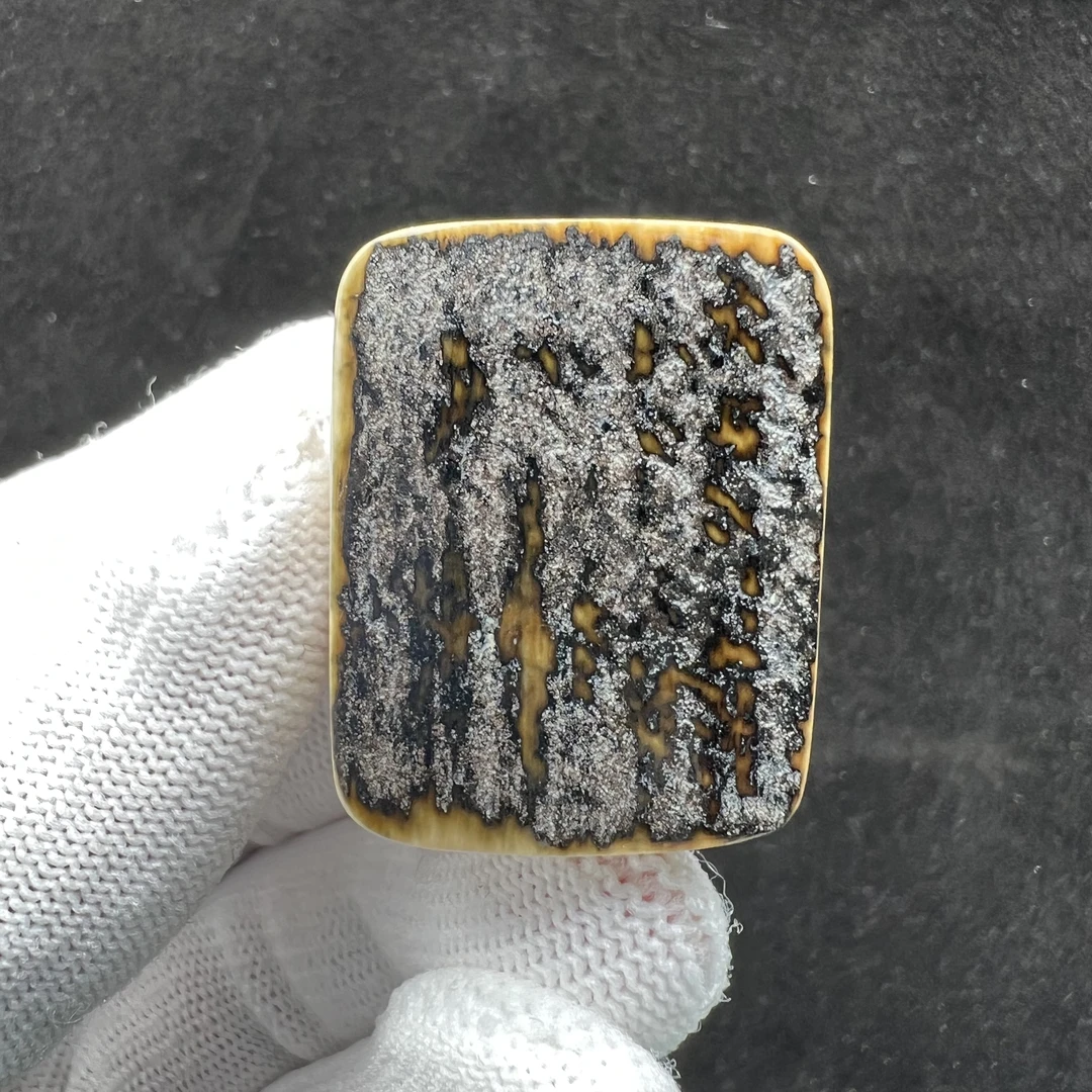 E1452天然猛犸牙 蓝皮肥皂 25*31*17mm支持鉴定 假一罚四