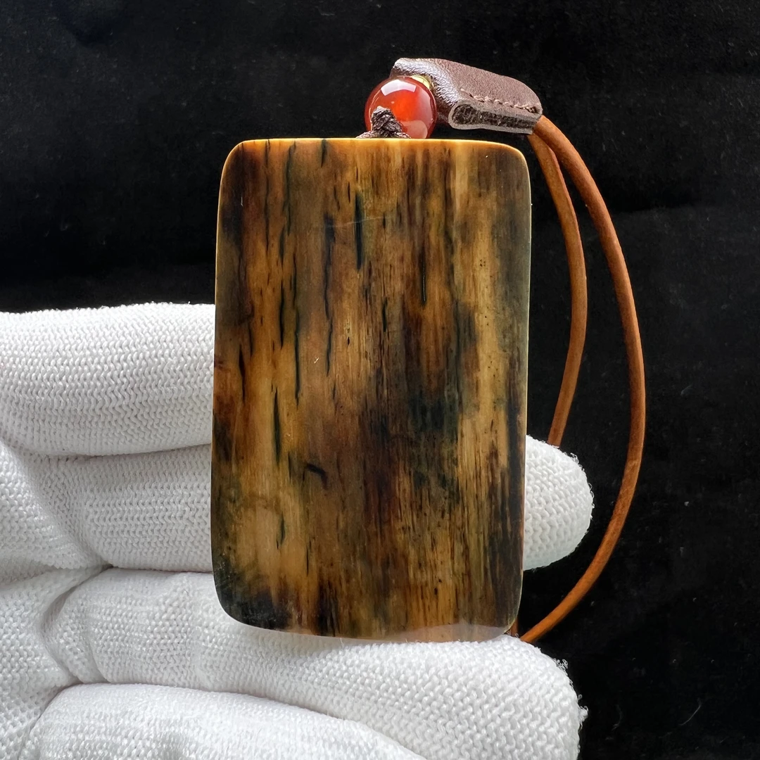 E1420天然猛犸牙 无事牌 33.7*52.9*11.9mm支持鉴定 假一罚四