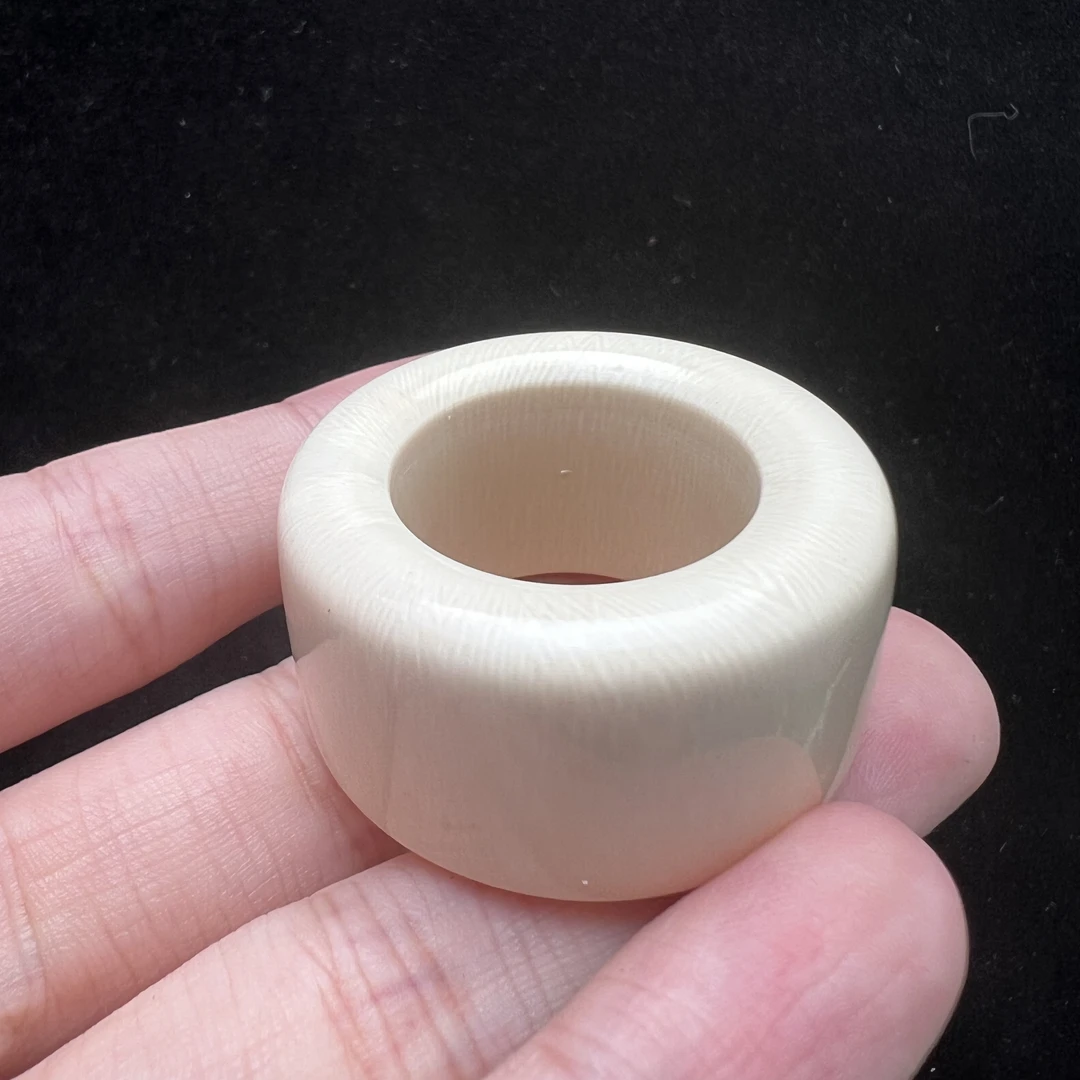 S5578 天然猛犸牙 扳指 内径21.4mm 支持复检假一罚四
