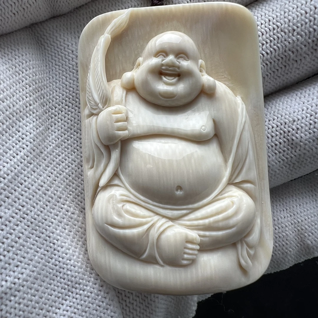 H14-22天然猛犸牙  雕刻弥勒牌36*54*14mm 支持复检假一罚四