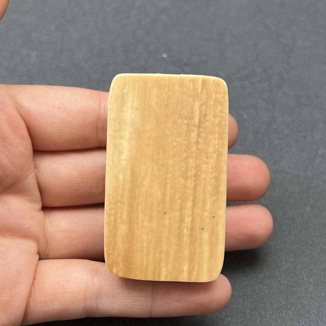 E1779天然猛犸牙金皮 肥皂无事牌 33*57*25mm支持鉴定 假一罚四