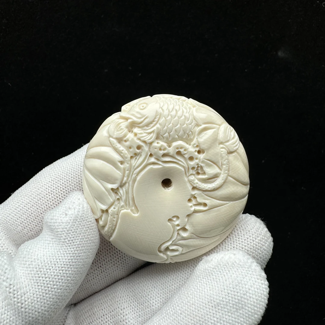 E1259天然猛犸牙雕刻平安扣 50*19mm支持鉴定 假一罚四