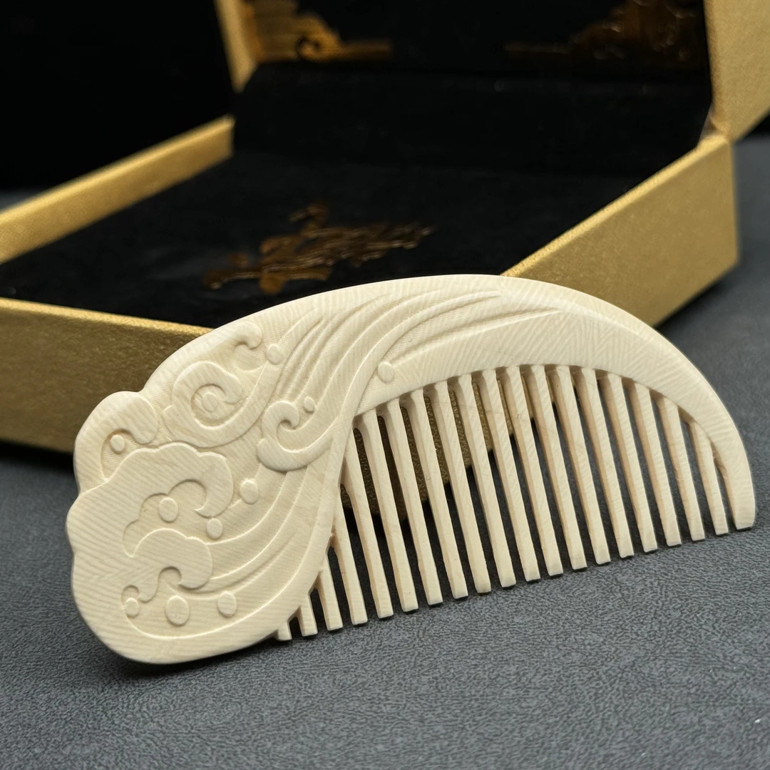 K9331天然猛犸牙 雕刻梳子 83*6mm支持鉴定 假一罚四
