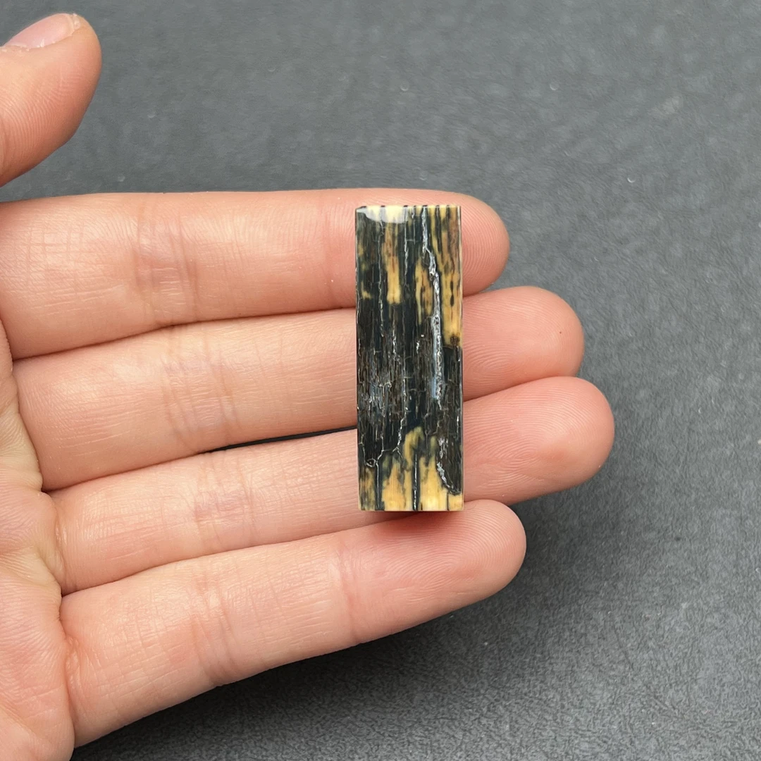 S5906天然猛犸牙蓝皮一字 三通配饰 12*36*12mm支持鉴定 假一罚四