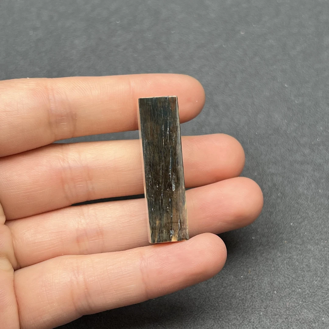 D2571天然猛犸牙蓝皮一字 三通配饰 10*39*10mm支持鉴定 假一罚四