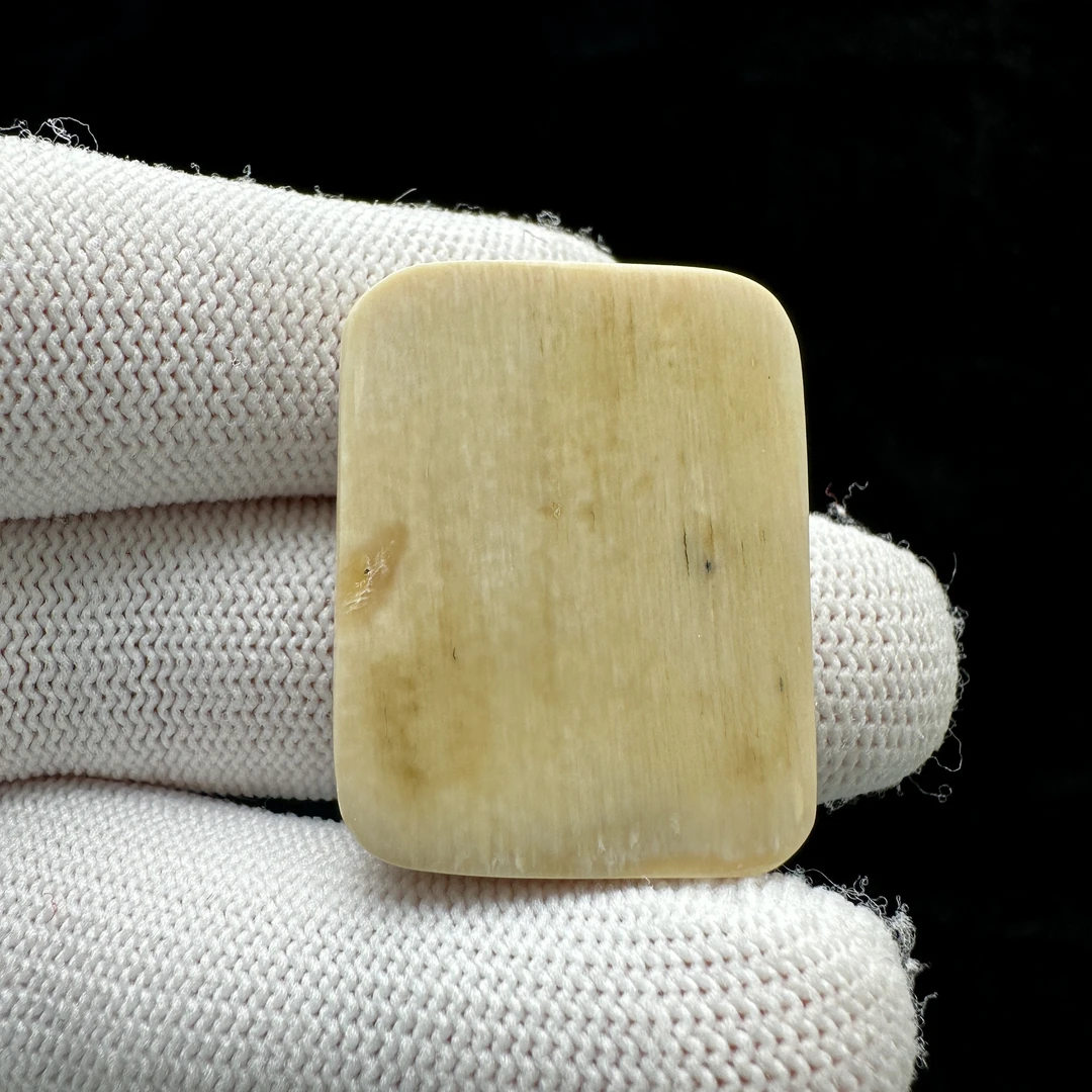 E2389天然猛犸牙 小无事牌 24*31*8mm支持鉴定 假一罚四