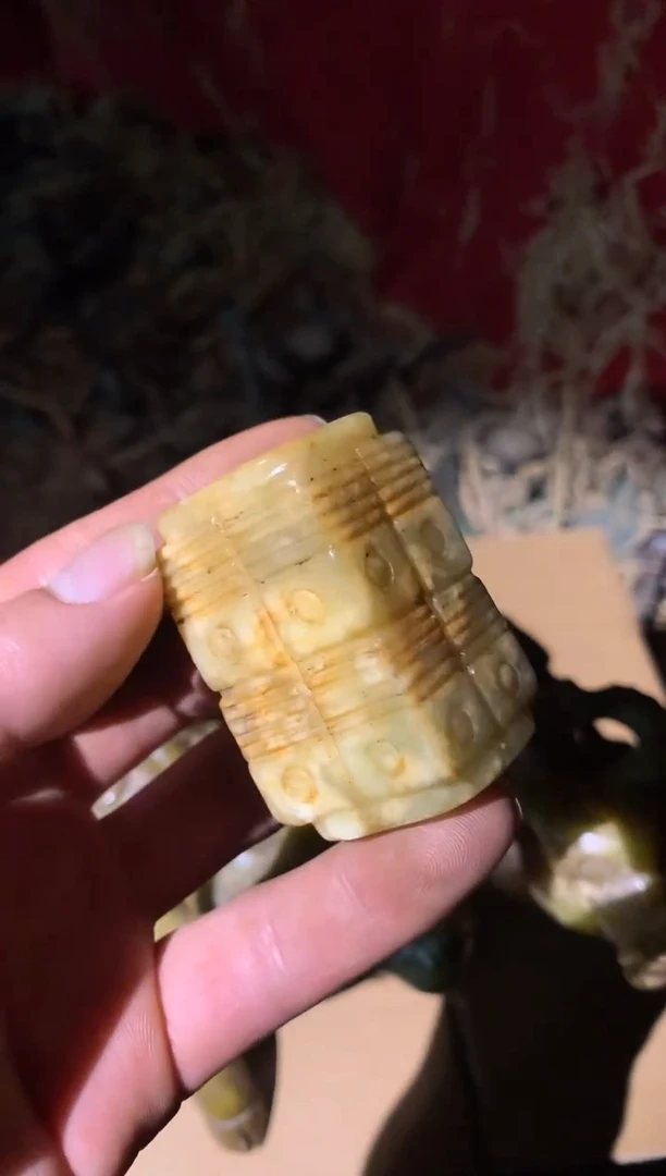 【闪购商品】岫岩老玉(透闪石质玉)吊坠(不含链)未镶嵌1