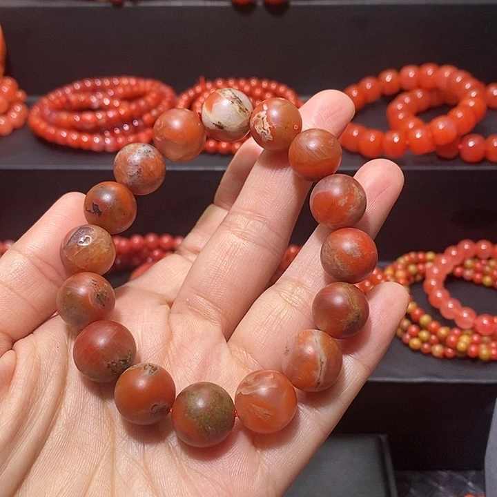 南红玛瑙手链未镶嵌