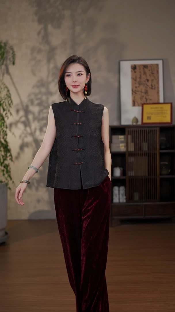 GONG QUE【红豆】 新中式香云纱海水纹提花马甲 241910