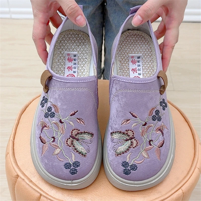 新中式国风鞋复古民族风绣花鞋轻便舒适女单鞋老北京布鞋妈妈鞋