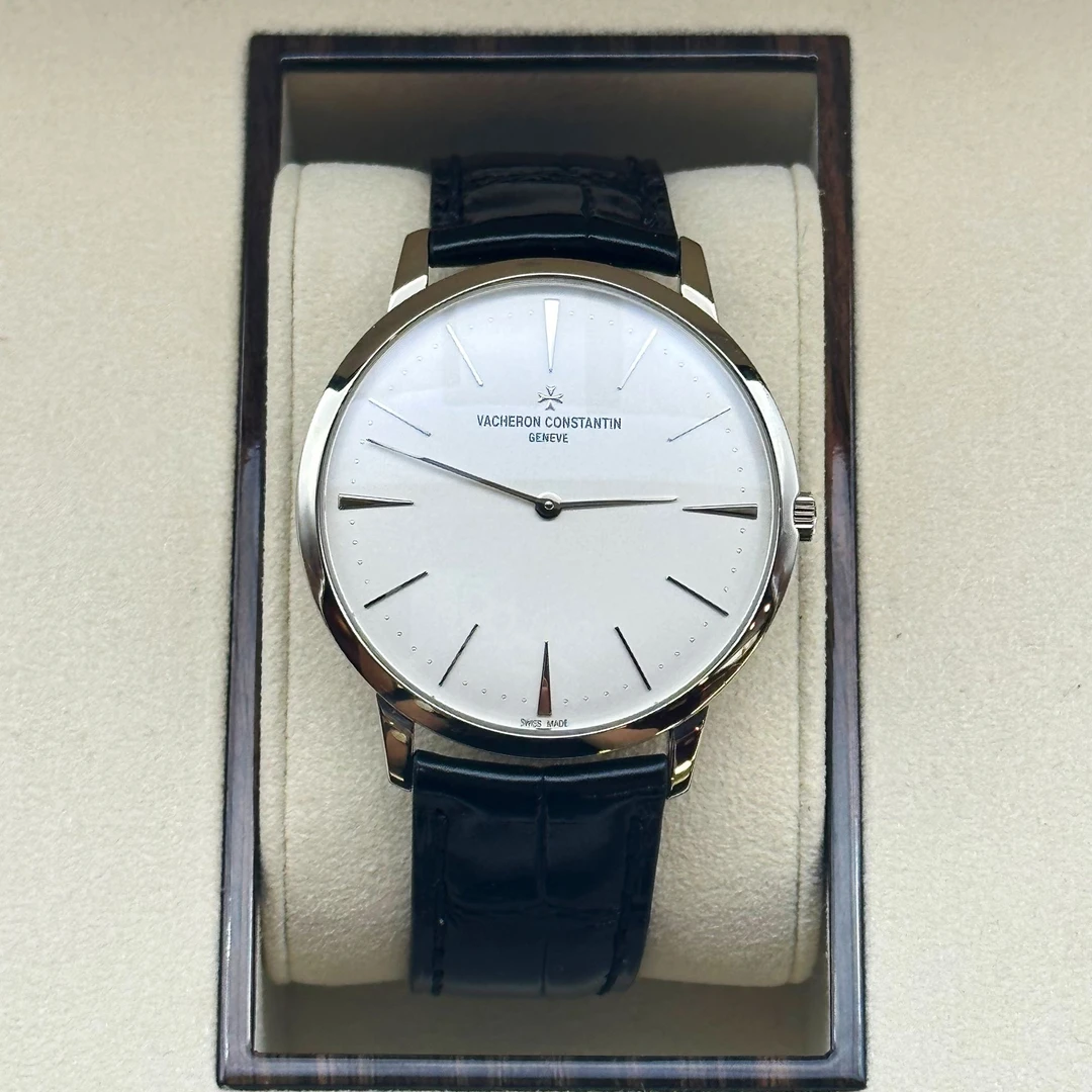99新 Vacheron Constantin/江诗丹顿 传承系列81180白金经典男表
