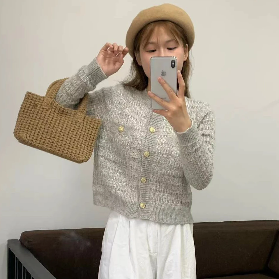 秋冬新款软糯亮丝针织开衫女装法式小香风短款毛衣外套羊毛衫上衣