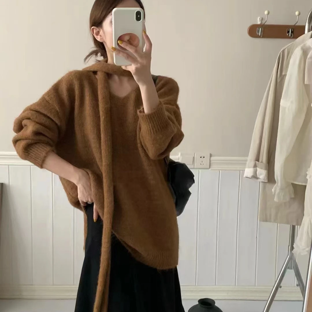 2025秋冬新款韩版设计感宽松V领百搭毛衣女懒惰风休闲飘带针织衫