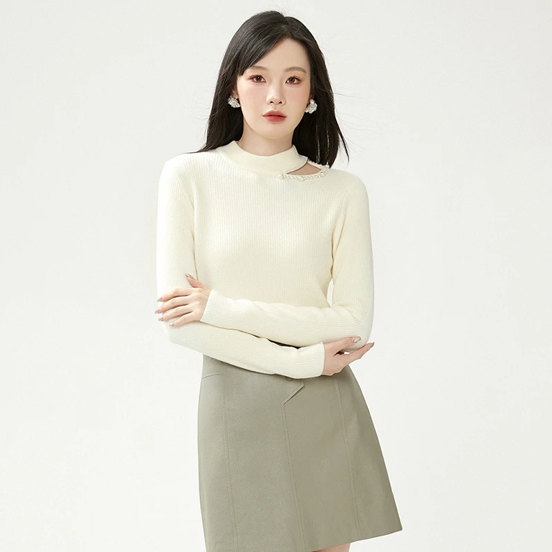 44MS0H0029珍珠点缀设计感上衣套头长袖毛衣女