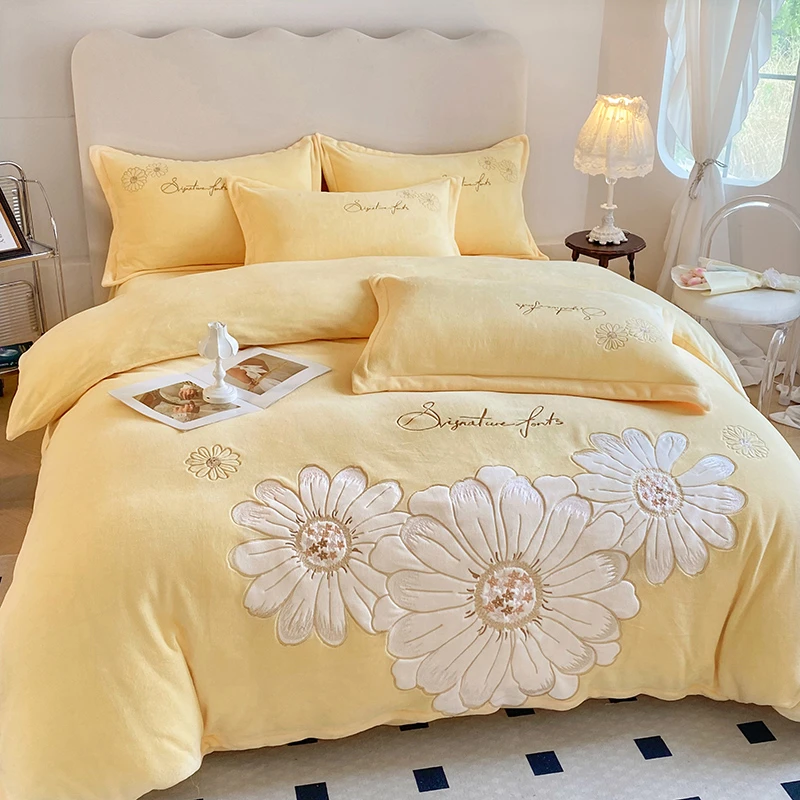 高端小香风秋冬保暖牛奶绒四件套刺绣花卉加厚珊瑚绒被套床上用品