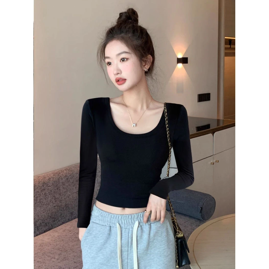黑色U领短款长袖打底衫女高腰露脐低领内搭t恤韩版秋季新款上衣潮