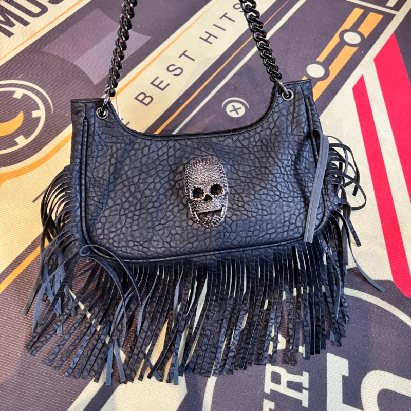 2024新款流行女包斜挎包包个性单肩斜挎包骷髅头包包立体包