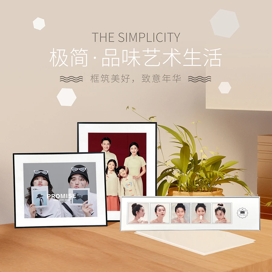 10寸合金亚克力摆台通用宝宝人物风格清晰艺术百搭组合装饰工艺画