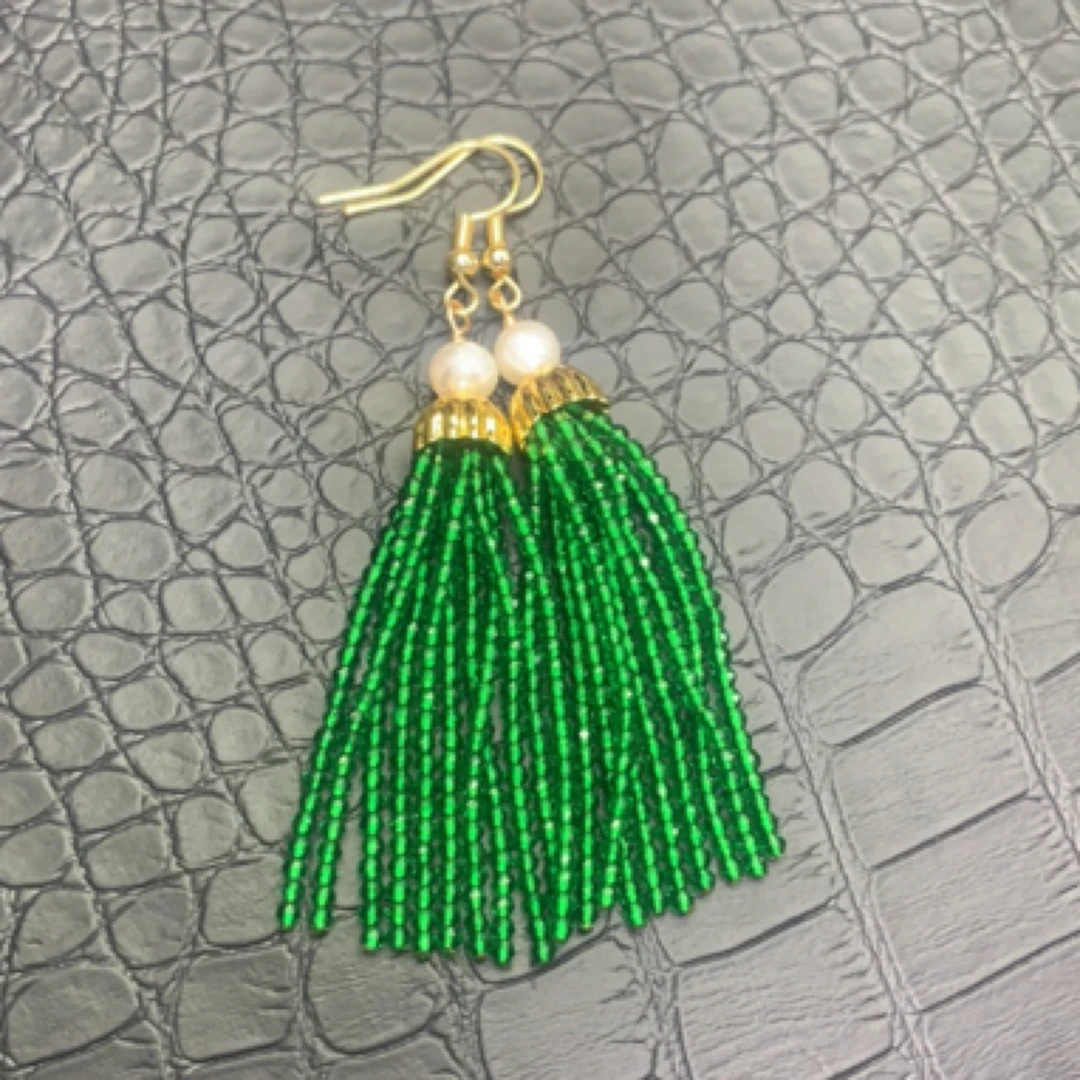 合成尖晶石尖晶石流苏耳环 绿色25