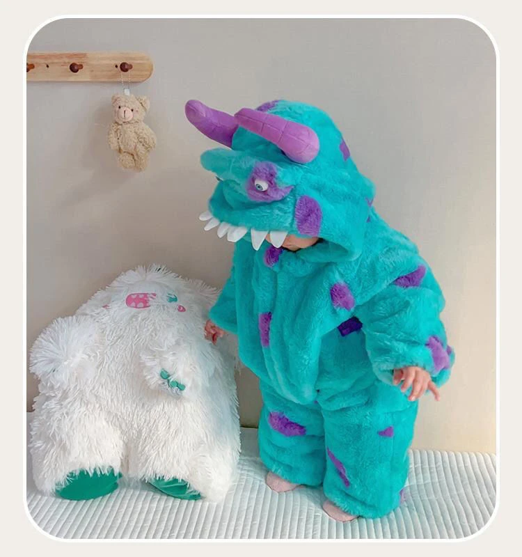 2024新款婴儿连体衣冬加厚棉服宝宝衣服卡通冬装可爱超萌外出抱衣