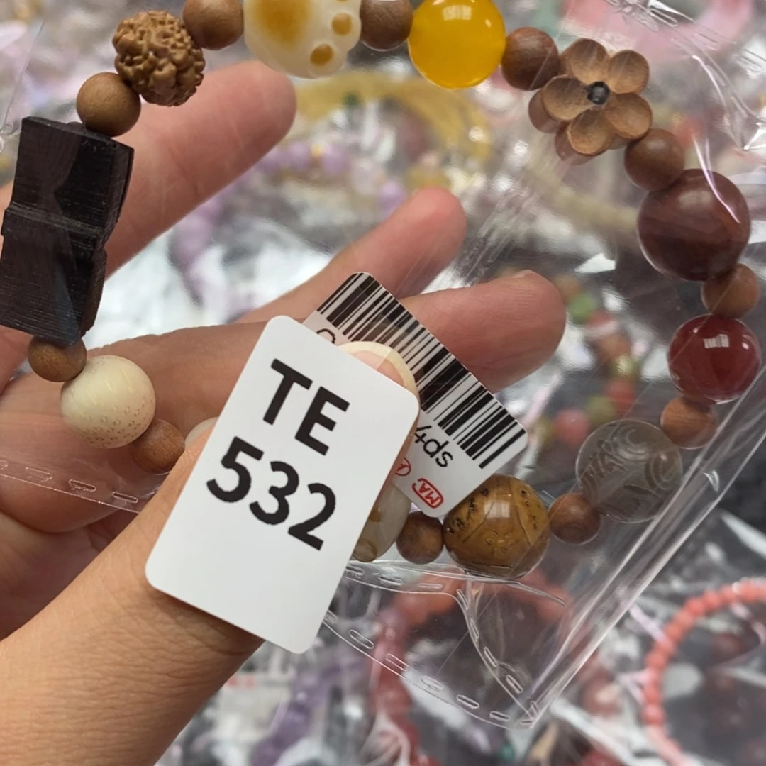 水晶多样性发一只未镶嵌