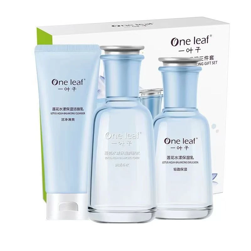 一叶子【25年6月临期】莲花水漾保湿三件套