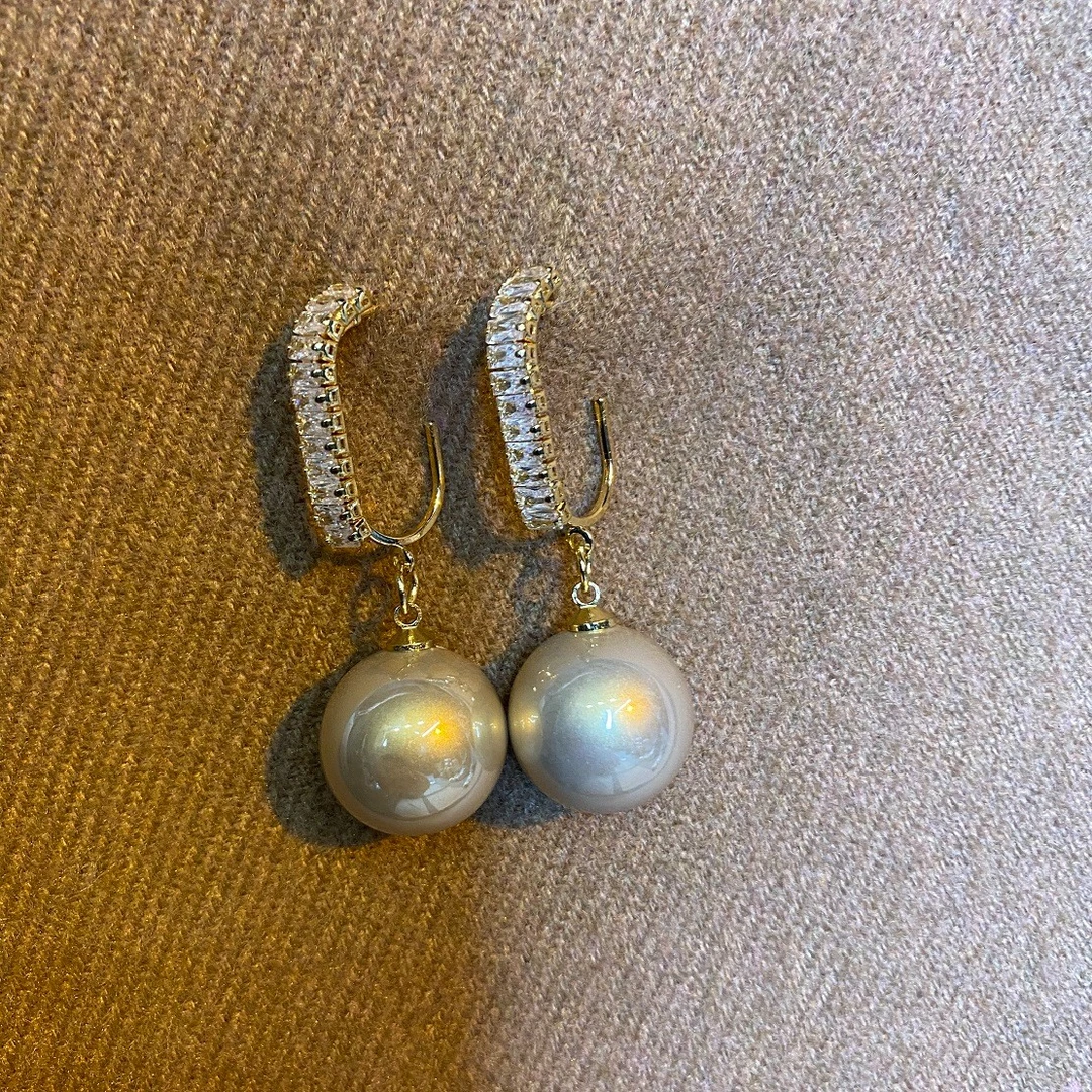 合金耳饰 娜三月【大宝推荐】简约赫本气质复古百搭耳环吊坠-XP