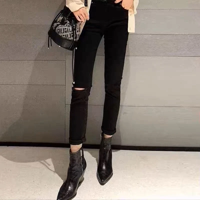 AMASS/阿玛施春秋新款时尚百搭破洞九分弹力小脚牛仔裤女 5100057