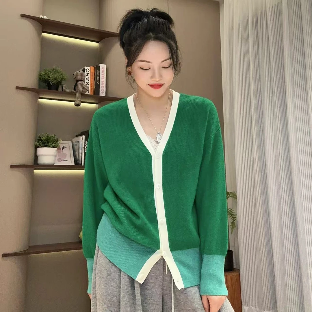 绿光森林绿色拼接撞色开衫2-9-12
