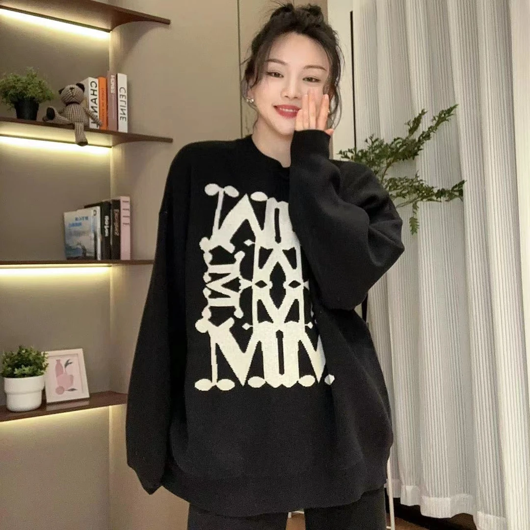 春季对称图形复古圆领长袖针织衫4-1-27