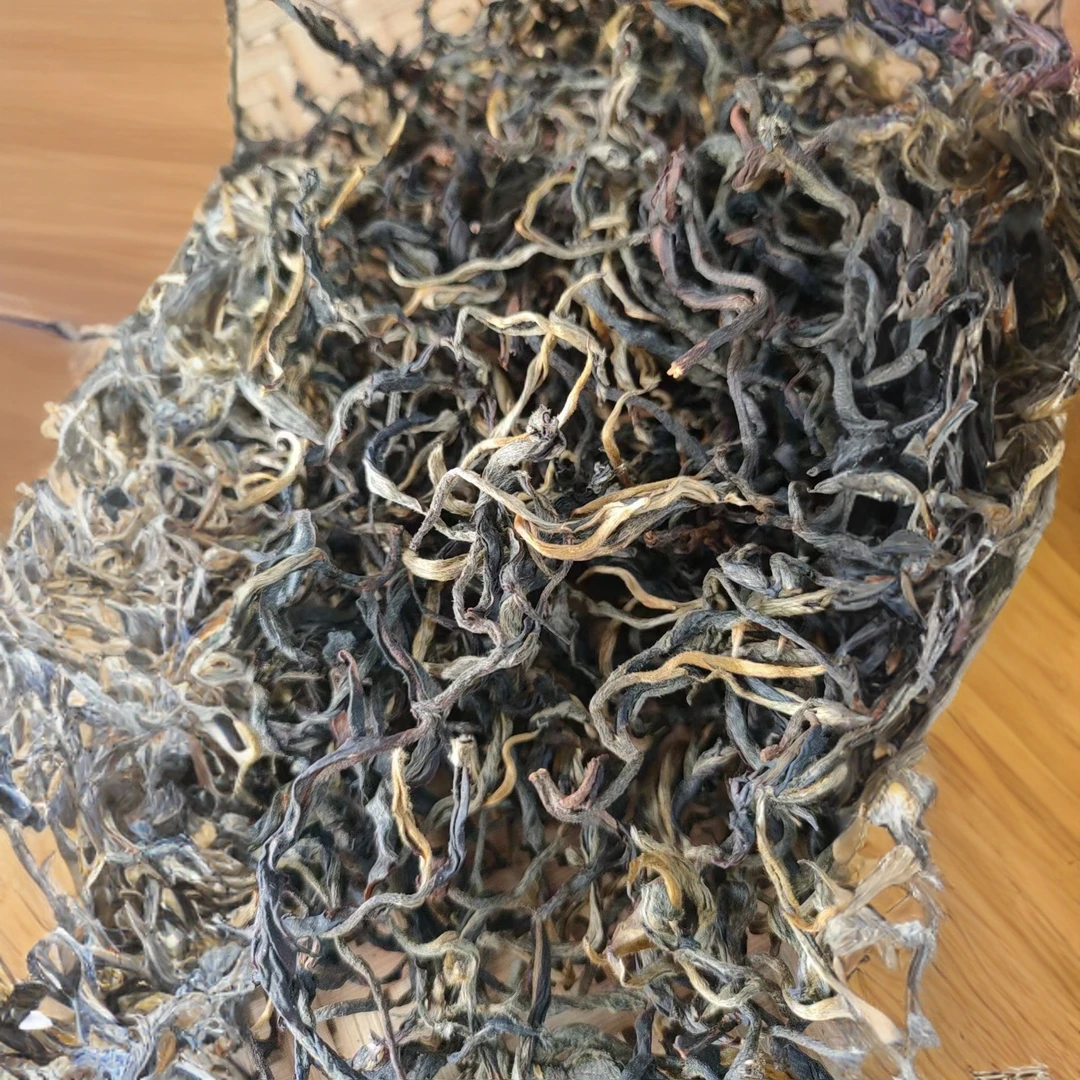 2024年白花树良子 头春头采 古树红茶（晒红）200克