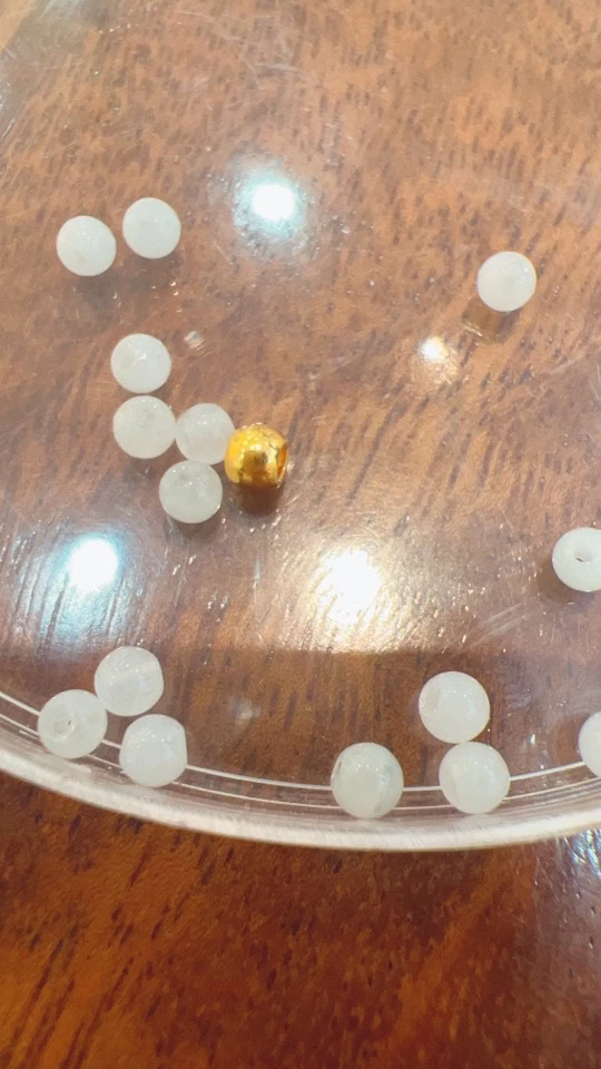 足金999卡3金珠搭翡翠珠1