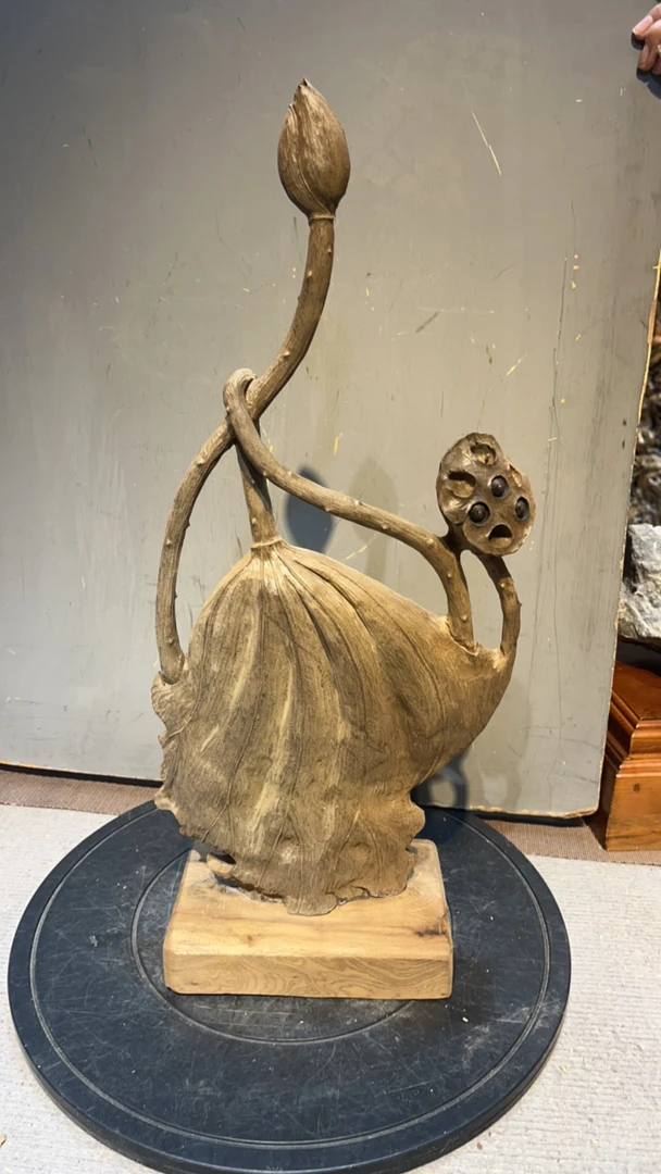 阴沉小叶桢楠荷花根雕摆件