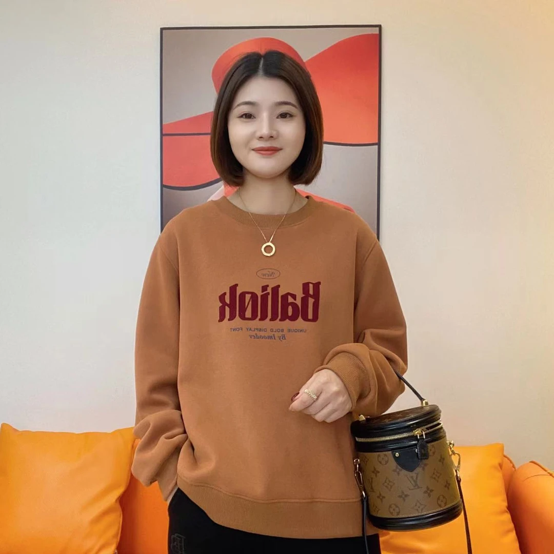 2025高级感植绒设计感百搭减龄时尚卫衣D4547