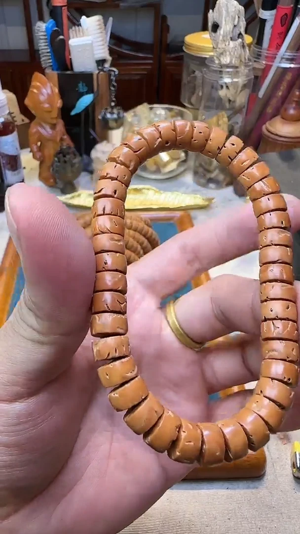 【闪购商品】猴头核桃吊坠桃核药片单圈9*5mm