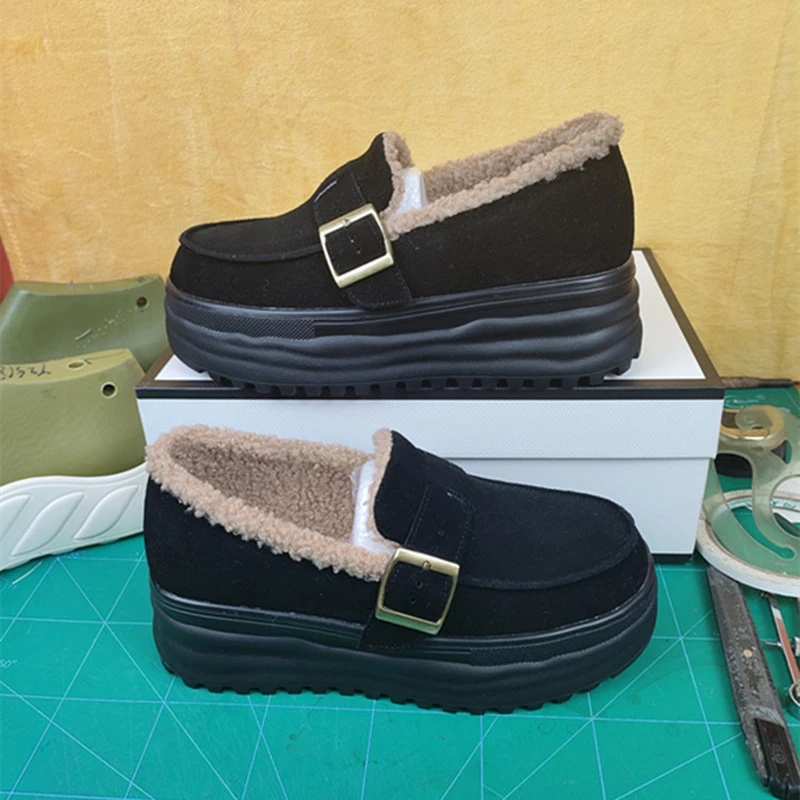 厚底加绒保暖棉鞋女冬季新款毛毛鞋轻便舒适百搭平底一脚蹬乐福鞋