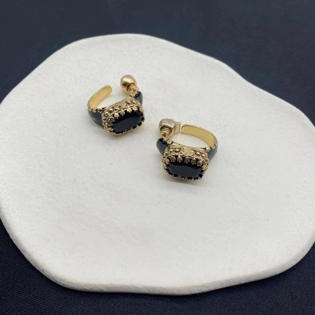 KEDING/刻町 合金耳饰 M坏孩子骷髅钉耳环MQ2921