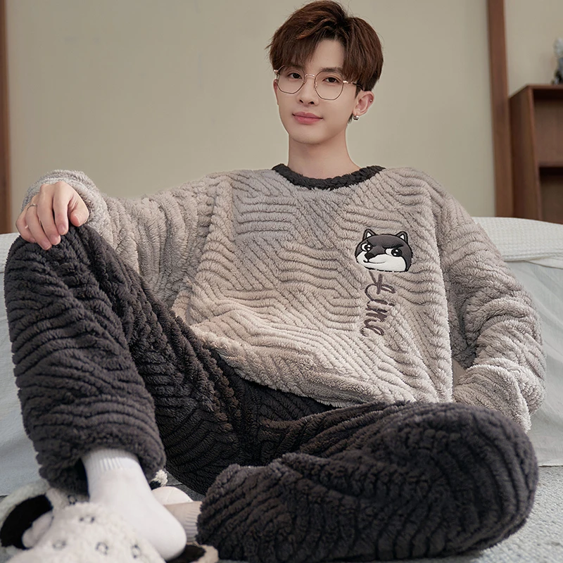 睡衣男秋冬季珊瑚绒学生卡通加厚宽松青少年法兰绒防寒家居服套装