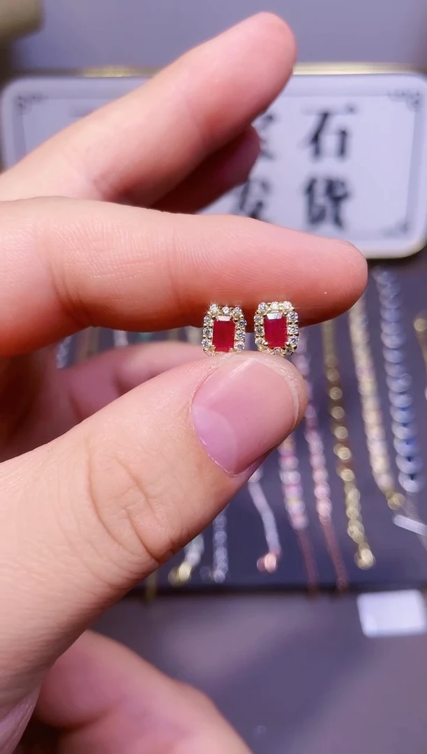 【闪购商品】红宝石耳饰银S925镶嵌一对