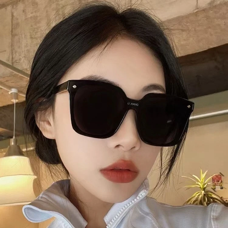 太阳镜女韩版方框时尚潮搭显瘦街拍墨镜防晒高级感防紫外线眼镜男