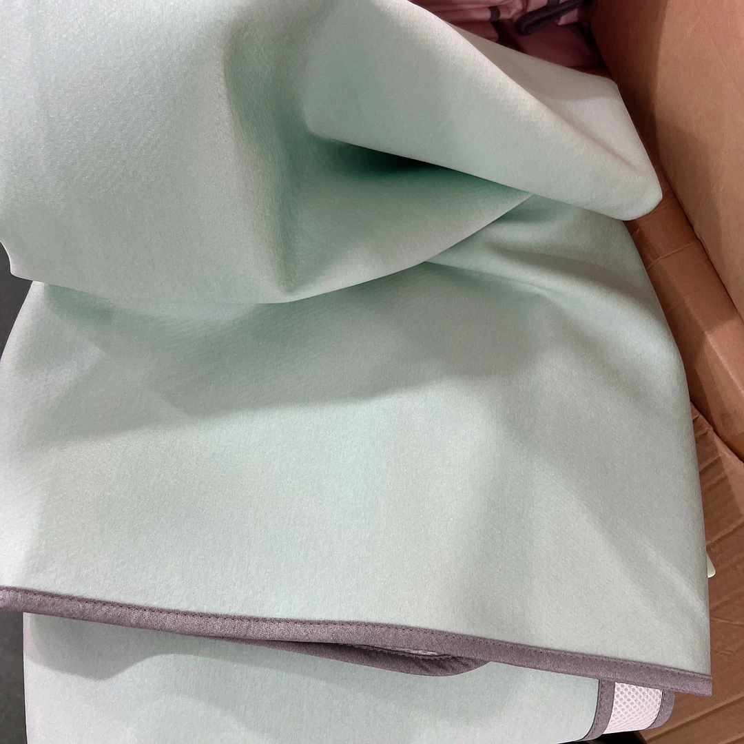 H3奶绿色纯色款冰感丝凉感软凉席150×200