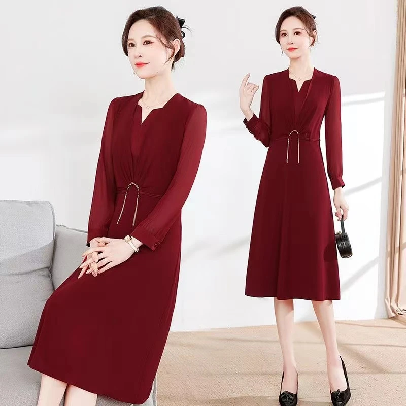 2023春季新款气质减龄收腰显瘦红色连衣裙U783