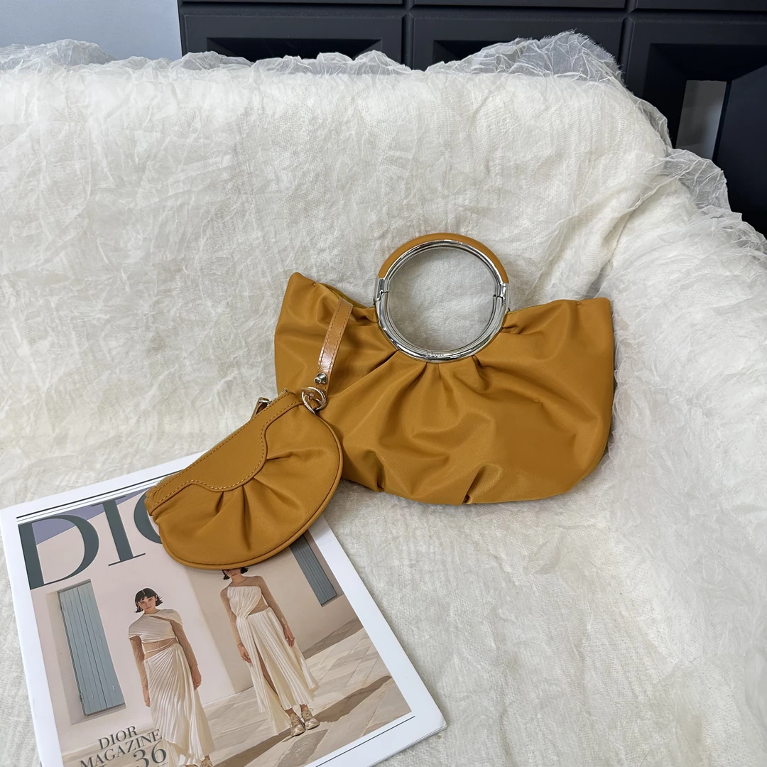 95新 DIOR/迪奥 圆环手提晚宴包带子袋