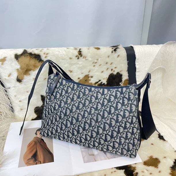 95新 DIOR/迪奥 蓝色老花流浪斜挎包