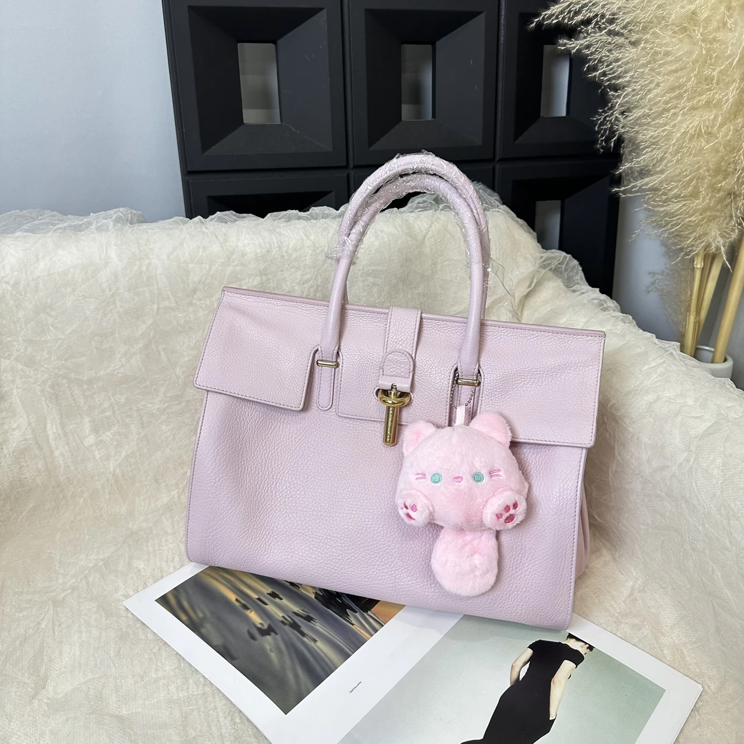 95新 Balenciaga/巴黎世家 樱花粉枕头手提包
