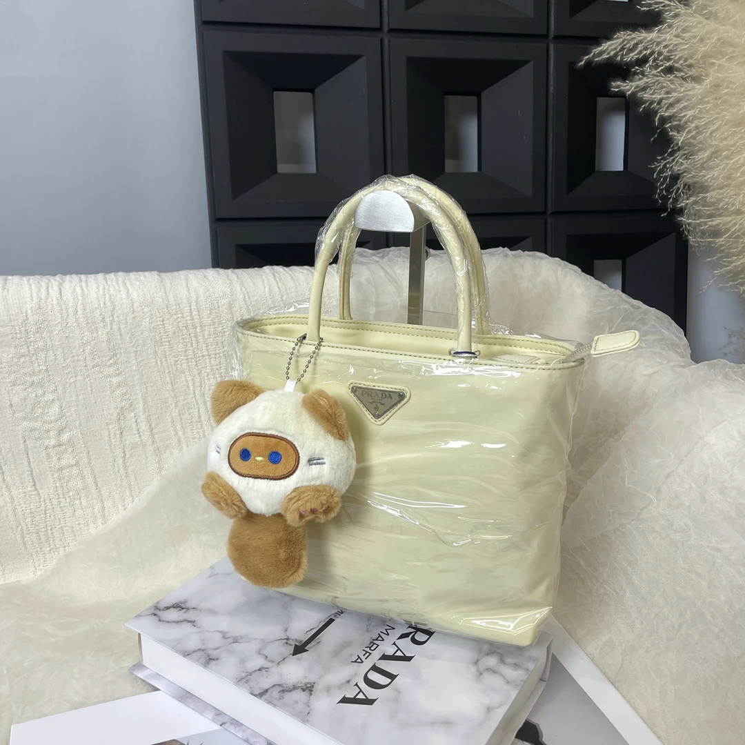 95新 Prada/普拉达 嫩黄色降落伞手提托特包