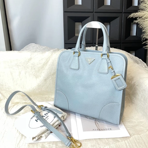 95新 Prada/普拉达 baby蓝十字纹竖版托特斜挎包